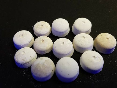 FREE P&P 500 x 25mm x 15mm frag domes made from coral sand & cement fully cured